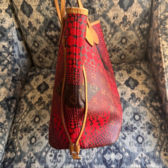 Louis Vuitton Kusama Neverfull MM Red - Picture 14 of 14